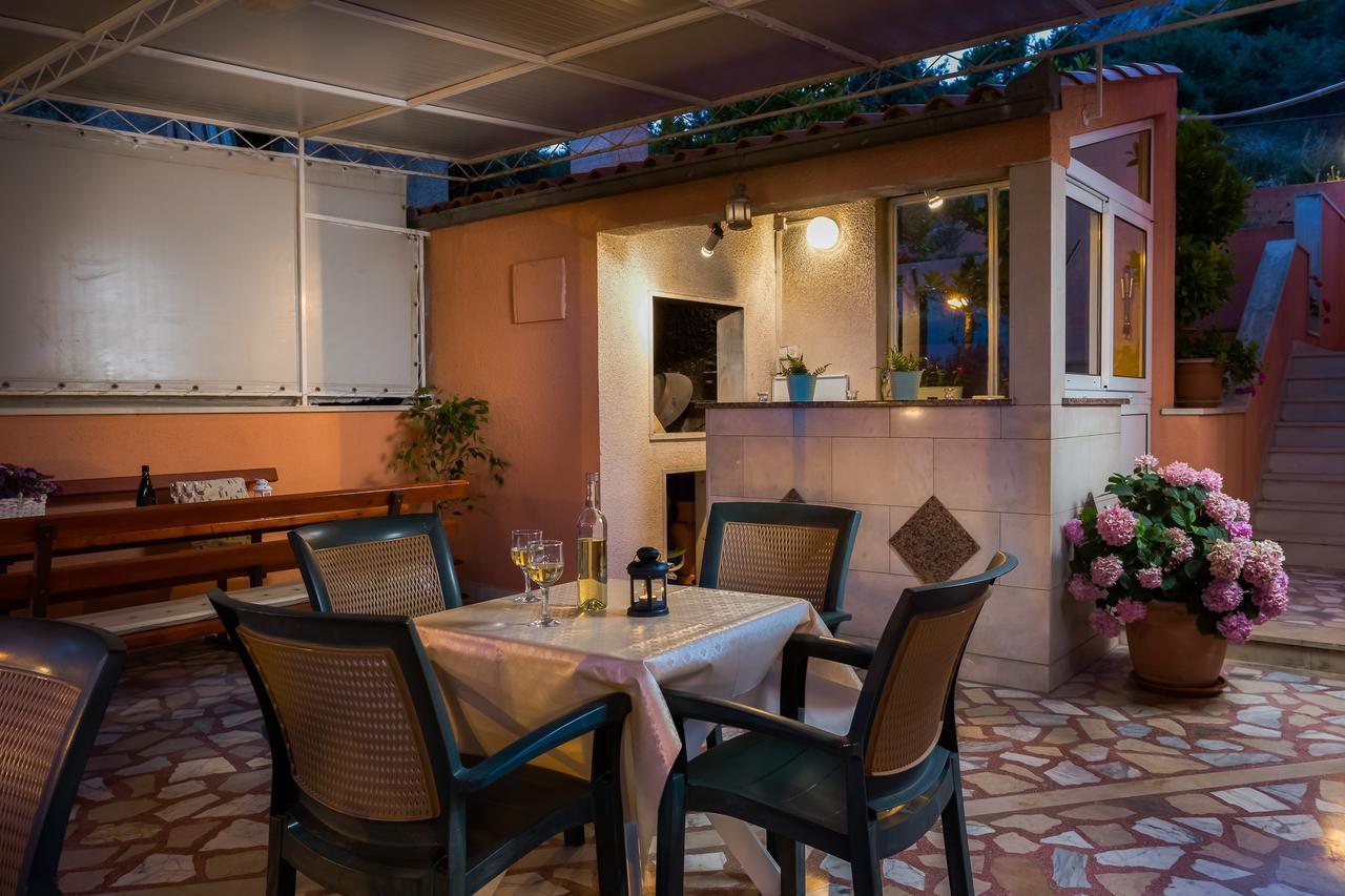 Apartments Loncar Seget Vranjica Extérieur photo